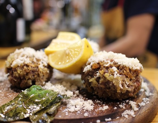 ジビーフと愛農ナチュラルポークで作ったフリウリの郷土料理が抜群においしかった